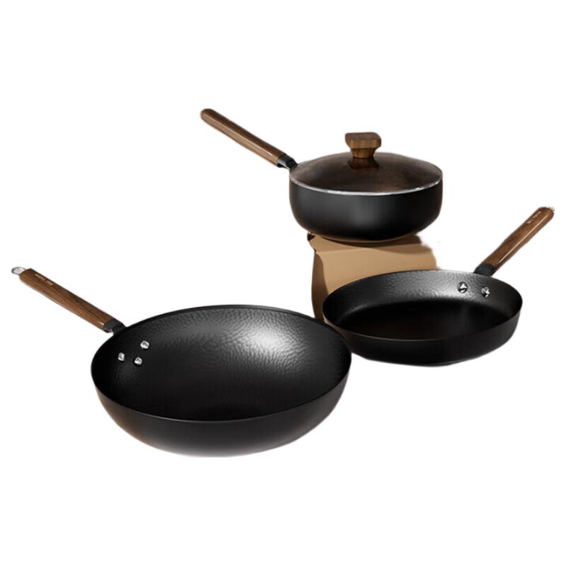 Miji Hammered Stainless Steel Cookware Set