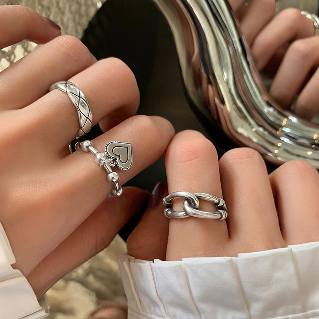 Siebenteiliger Mode-Ring aus neuem Schwermetall im dunklen Wind, Hip-Hop-Ring, Retro-Ring aus alter Spinnenschlange und Fledermausschädel, doppelköpfiger Schlangenring