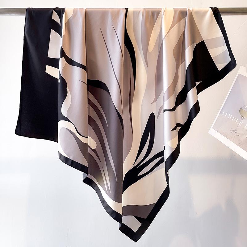 

Полосатый твиловый шелковый шарф: Большой квадратный платок и солнцезащитный дорожный головной платок - 90 см, идеально подходит для весны и осени 90x90cm