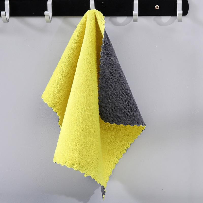 Quick-Dry Thickened Coral Fleece Car Wash Towel - Highly Absorbent for Efficient Cleaning