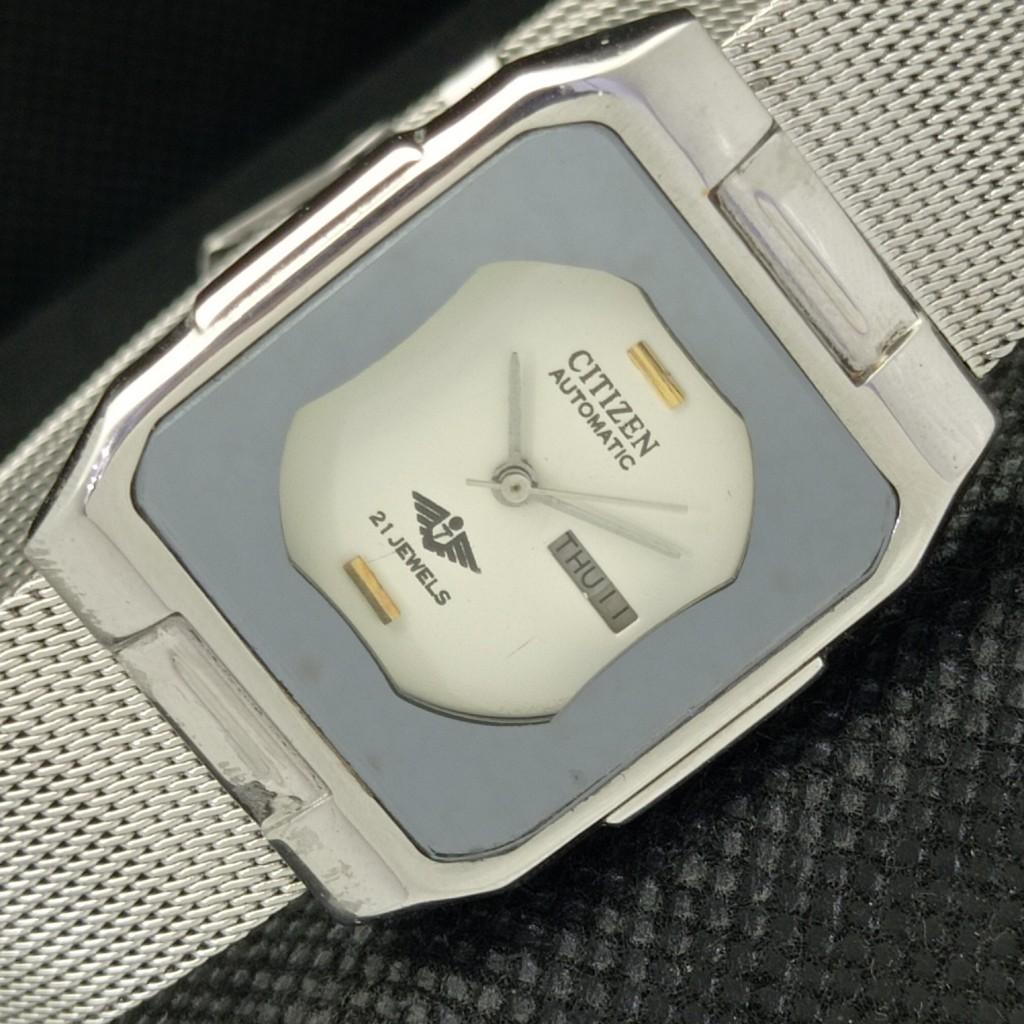 

Б/У ВИНТАЖНЫЕ ЧАСЫ CITIZEN AUTOMATIC 6651 JAPAN BOY DAY/DATE БЕЛЫЕ ЧАСЫ 600-a313321-2 SKU600-a313321