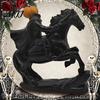 Vintage Tabletop Statue Headless Horseman with Pumpkin, Horror Knight Holding Pumpkin Collectible Art Ornament Ornament, Halloween Horse Sculpture