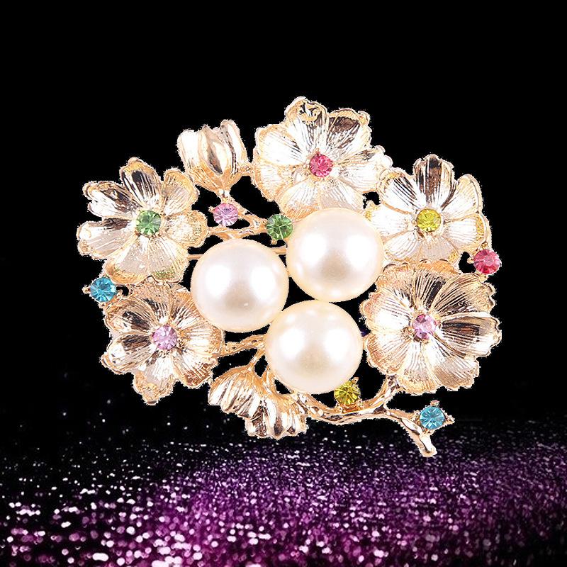Mode Fullpärla Svan Blomma Brosch Corsage Damtillbehör Utsökt Etnisk Stil Hypoallergen Lyx Emalj Brosch Långvarig Färg Gåva