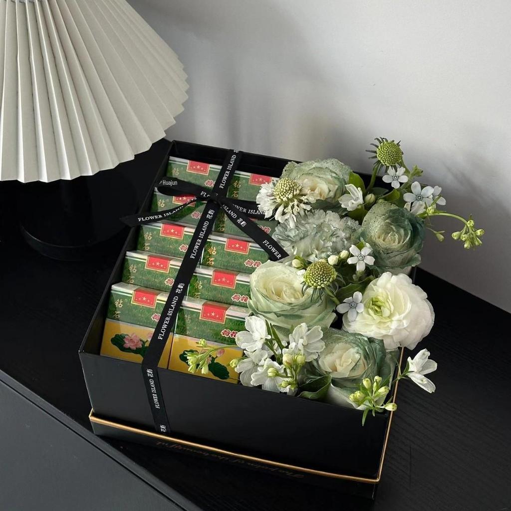 Heart-Shaped Transparent Gift Box for Flowers & Fruits - Perfect for Valentine's Day