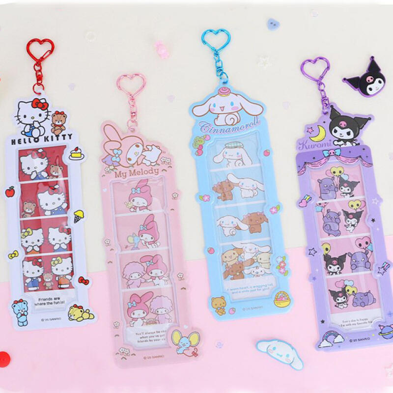 

Sanrio four-cut photo keychain Hello Kitty