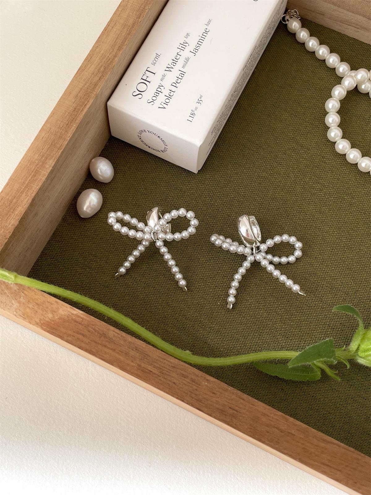 

Серьги-гвоздики с бантиками из серебра 925 пробы, женские уникальные, нишевые, милые и классные, жемчужные серьги, легкие, роскошные, новые серьги высокого класса 925 silver needles