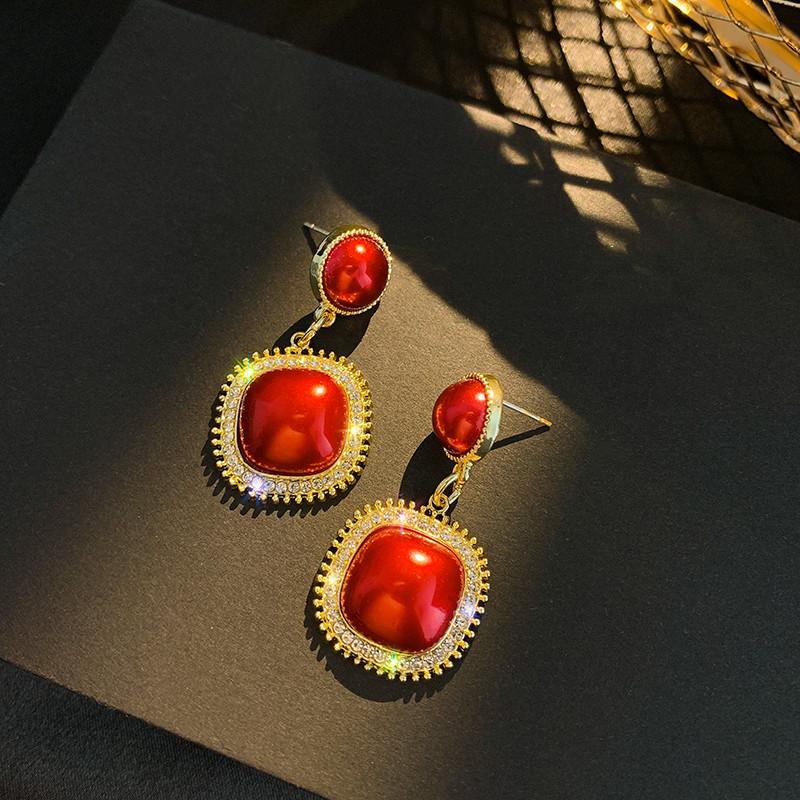 Square pearl earrings temperament fashion diamond-set geometric earrings earrings women