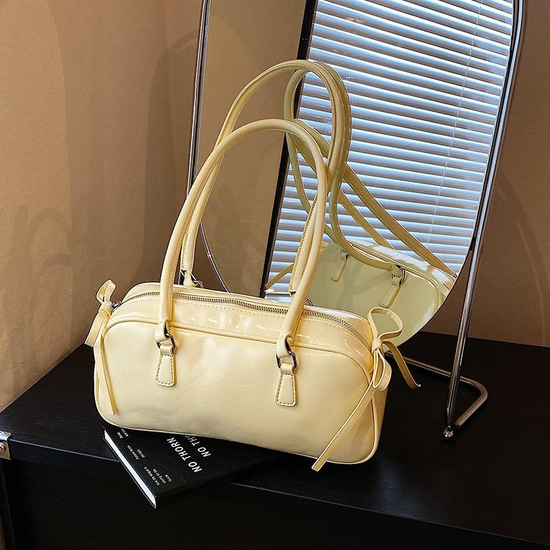 Premium commuter large-capacity bag women's new versatile shoulder bag fashion handbag