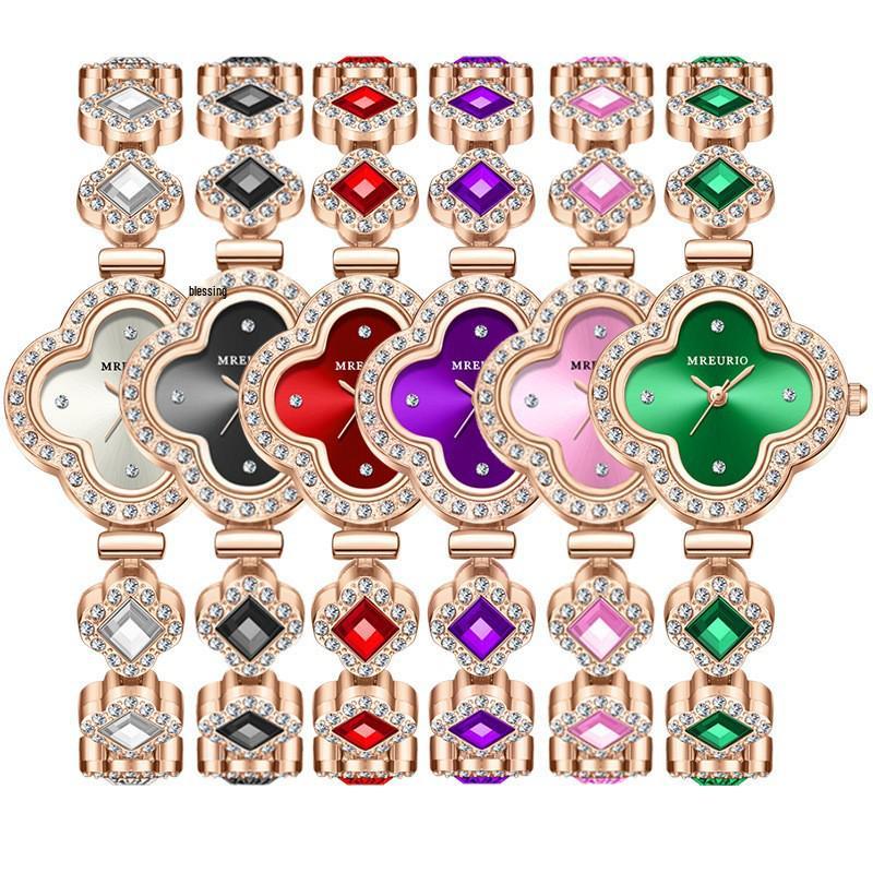 Popular Emerald Four-Leaf Clover Bracelet Quartz Watch for Women