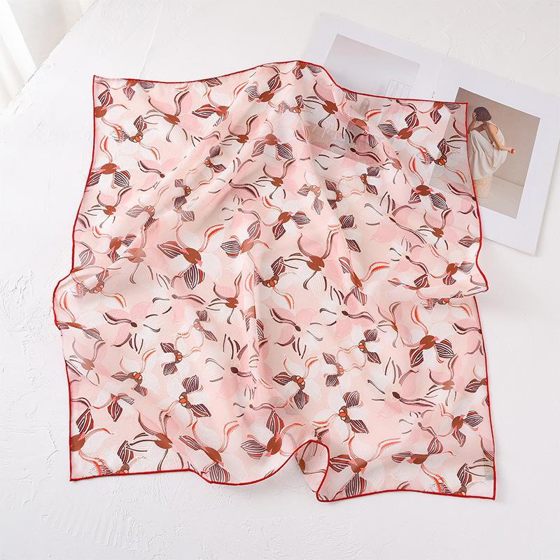 Mulberry silk 70 silk scarf 2025 four seasons national style branch and leaf map floral square scarf high-end scarf women 67*67cm
