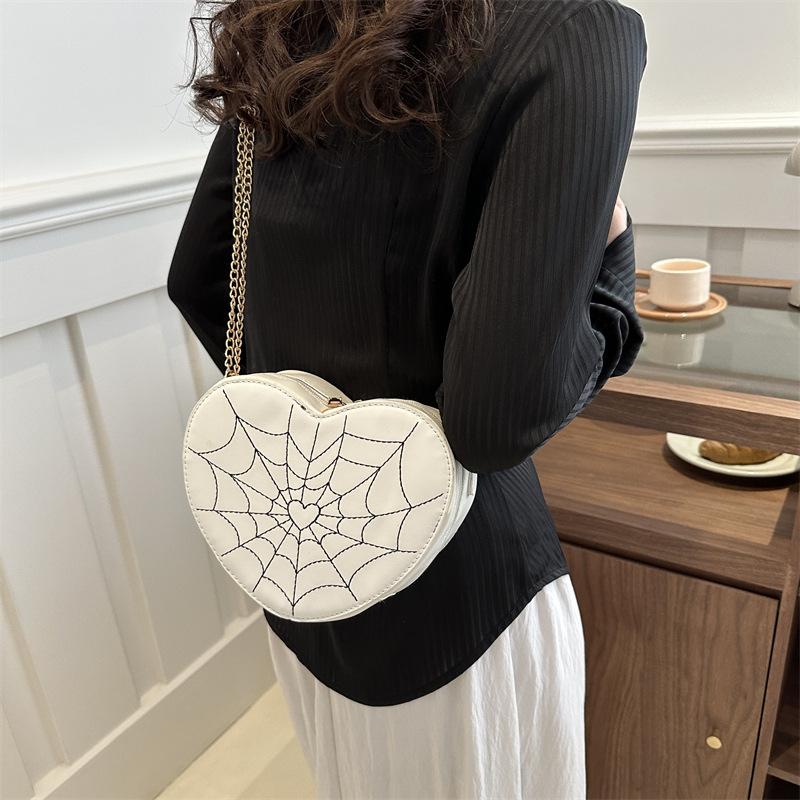 Fashion Retro Shoulder Bag Fashion Retro Love Bag Women's Spring New Simple Fashion Crossbody Bag Women's Bag