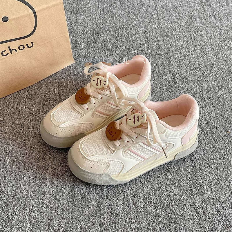 Vielseitige Plattform neue Frühlings- und Sommer-Board-Schuhe Schuhe Mesh atmungsaktive Freizeitschuhe ins