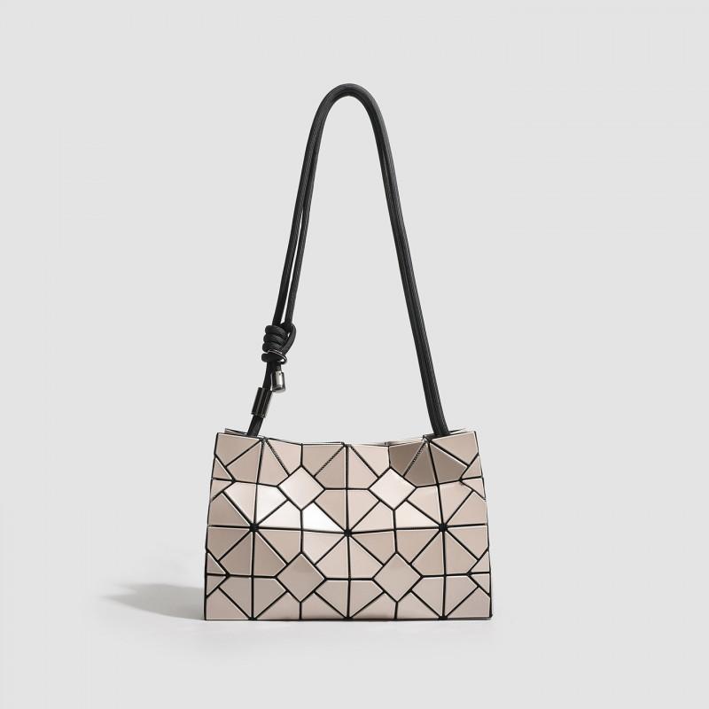 Minimalist Geometric Quilted Tofu Bag Womens