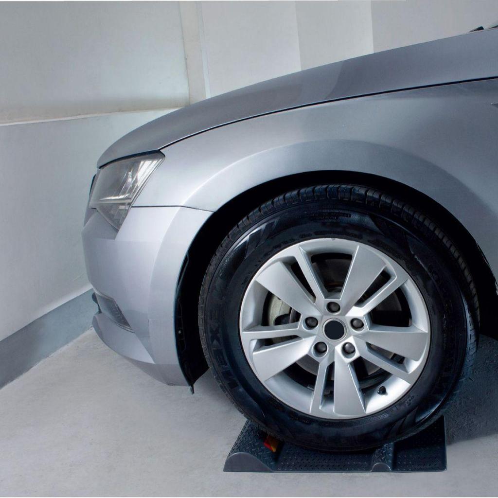 Anti-Roll Wheel Chocks: Non-Slip Car & Van Parking Mats