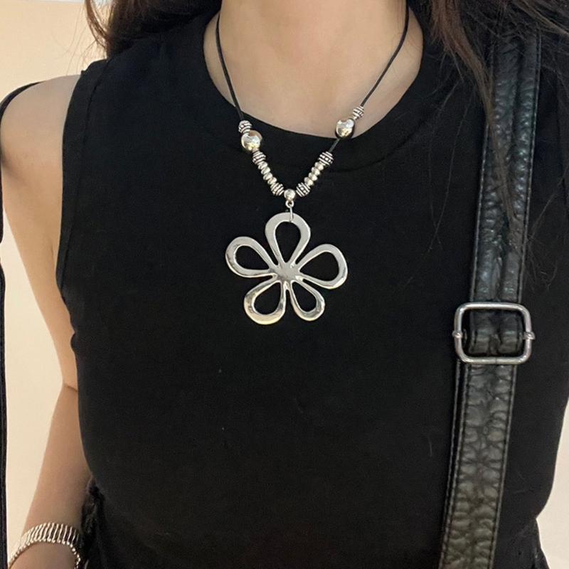 Elegant Flower Pendant Necklace Adjustable Cord Necklace Long Rope Necklace Alloy Texture for Fashion Enthusiasts