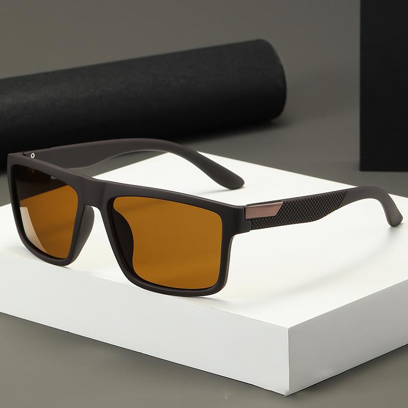 Retro Polarized Sunglasses For Men Women Fashion Travel Driving Anti-glare Sun Glasses Holiday Outdoor Male  Eyewear UV400