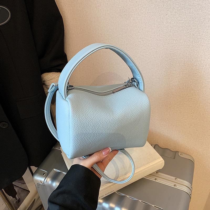 Summer handbag women's 2025  version of the new fashion trendy armpit bag small steamed buns mobile phone bag versatile shoulder bag