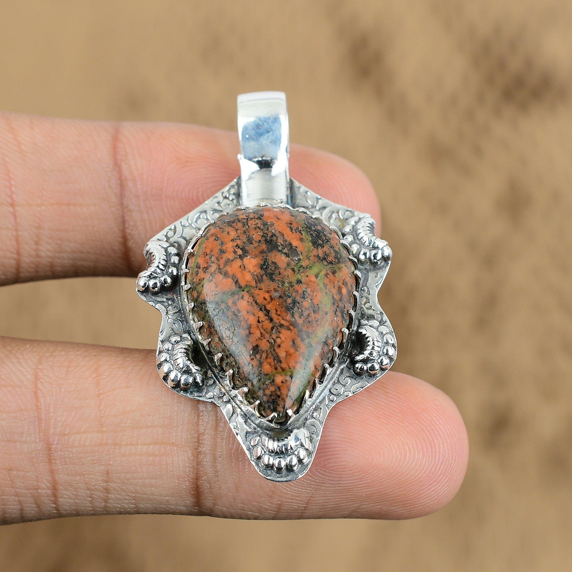 

Anniversary Gift For Her Natural Grass Garnet Gemstone Pendant 925 Silver