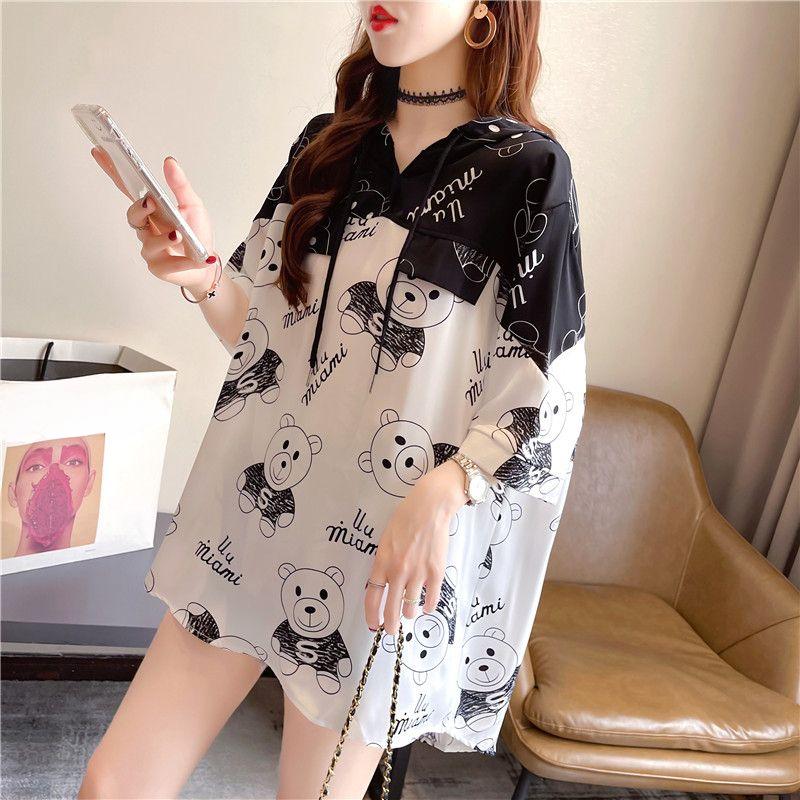 Damen Sommer T-Shirts mit Kapuze und kurzen Ärmeln, Übergröße, koreanischer Stil, lockere, übergroße Oberteile mit Cartoon-Motiv und süßem Bären-Print