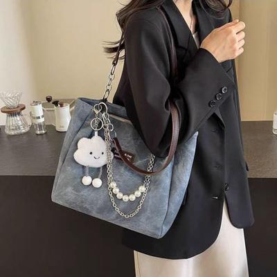 Large-capacity Tote Bag Women's Spring and Autumn New Fashionable Versatile Shoulder Bag Student Class Commuting Armpit Bag