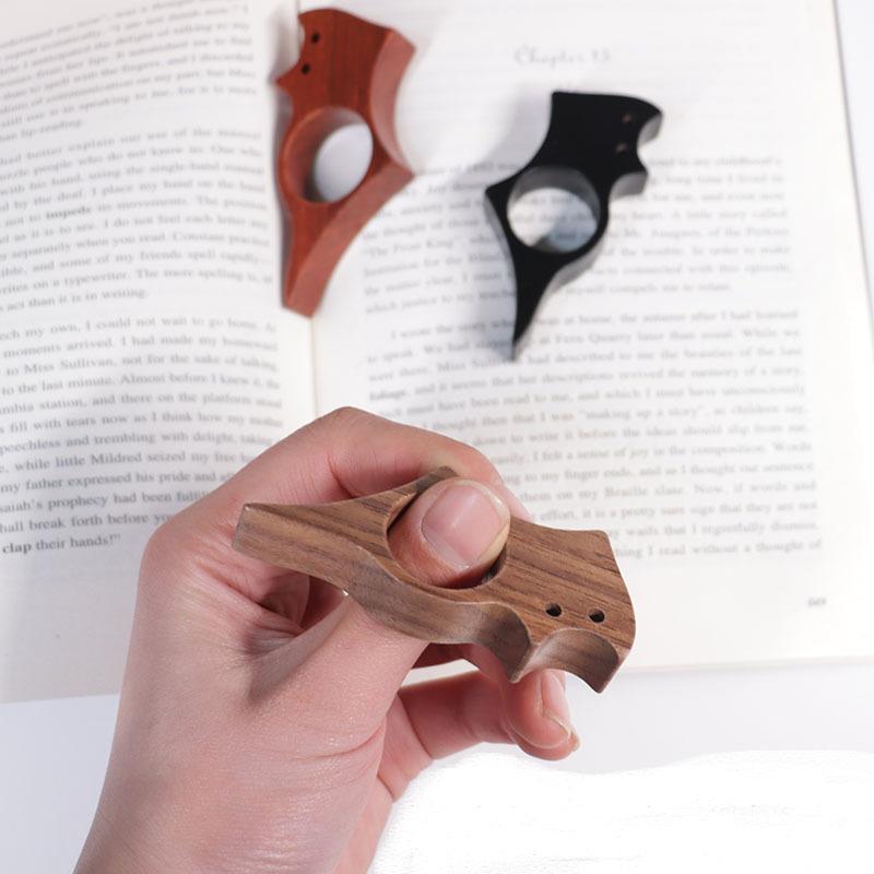 Dřevěná zvířecí vousatá kočka pes palcová záložka, přenosná palcová spona na knihu, líný štítek pro čtení jednou rukou