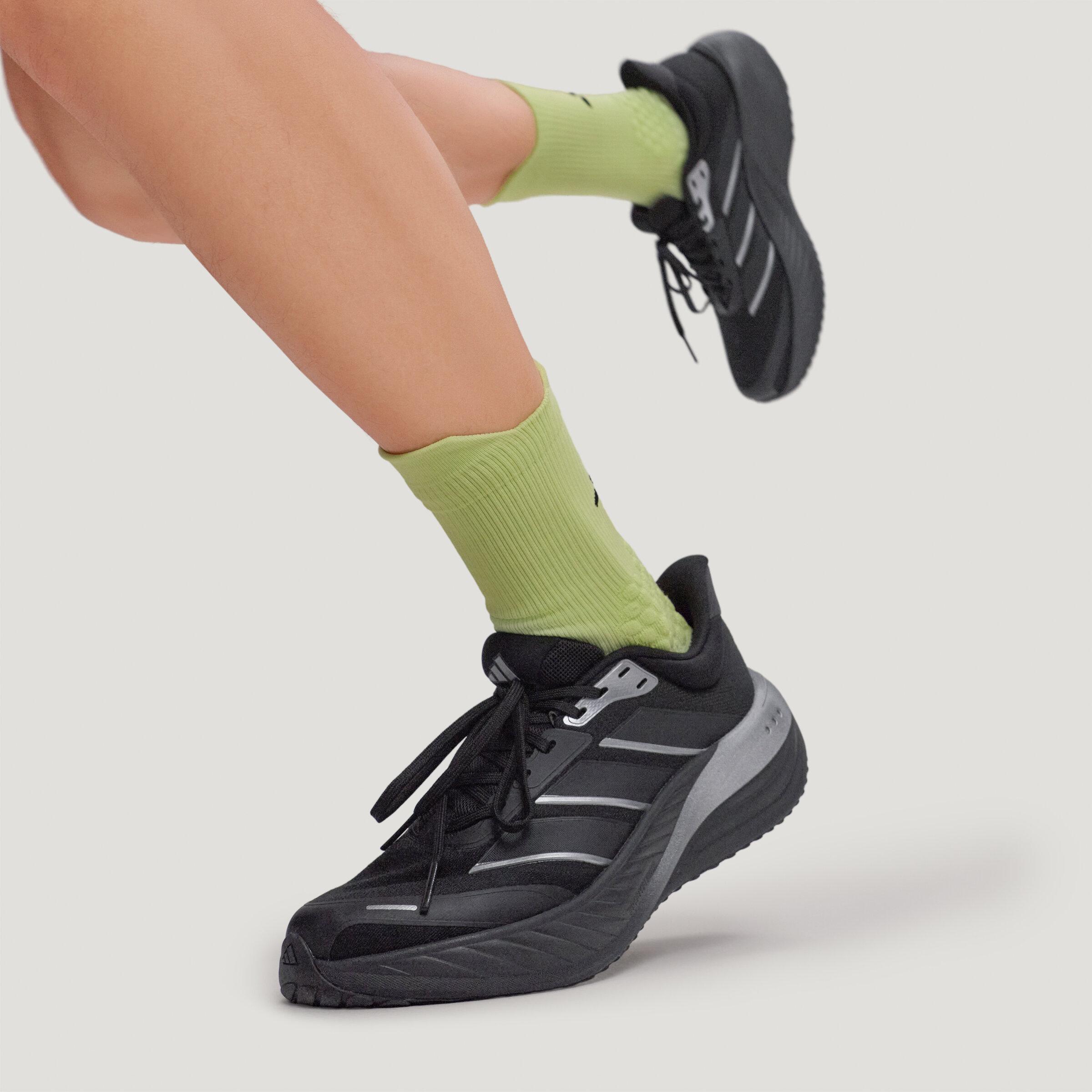 Adidas CUSHIONNOVA Slip Resistant, Abrasion Resistant, Rebound Running 41
