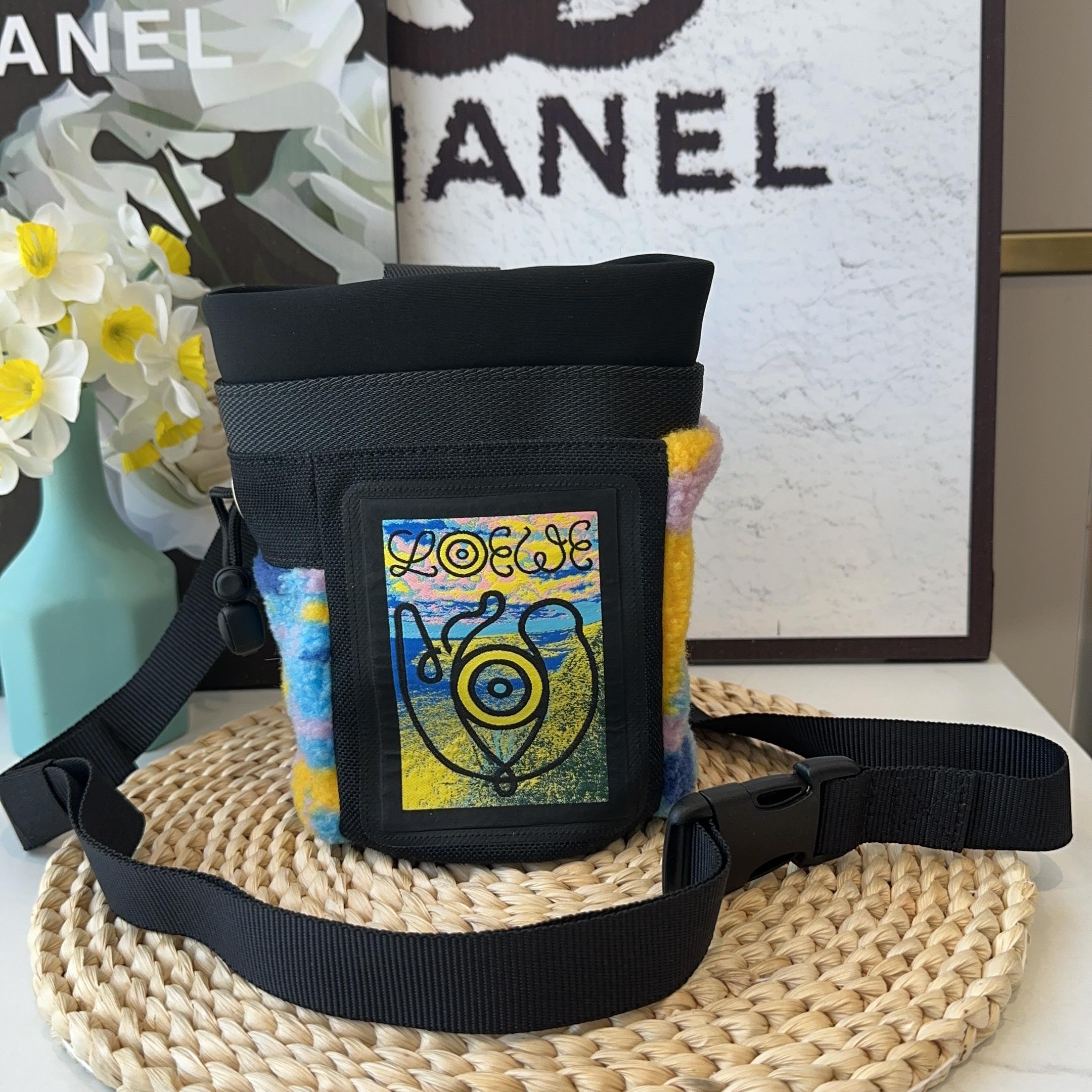 [Pre-Owned] Logo Camouflage Wool Canvas Chalk Bag Necklace Wallet - Excellent #1WSWWPW ONE SIZE