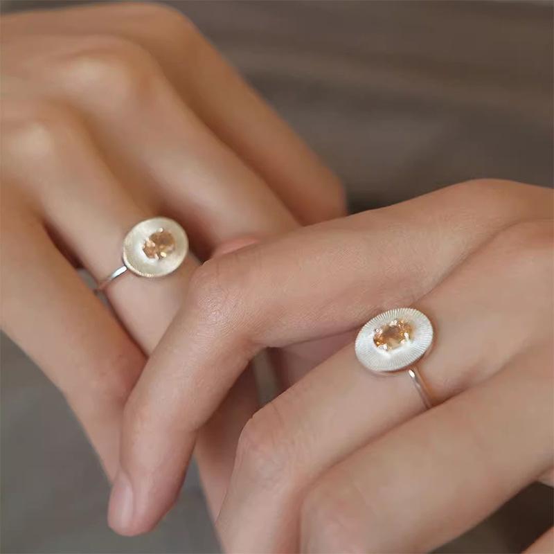 Zirkonia Børstet Ring Dame Tekstur Høy Klasse Elegant Enkel Justerbar Pekefingerring For Kjærester Kvinne Tilbehør Justerbare Ringer