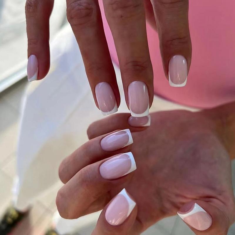 24 Stück Rosa Französische Spitze Kurze Quadratische Falsche Nägel Mit Kleber Glitzer Acryl Vollabdeckung Künstliche Nagelspitzen