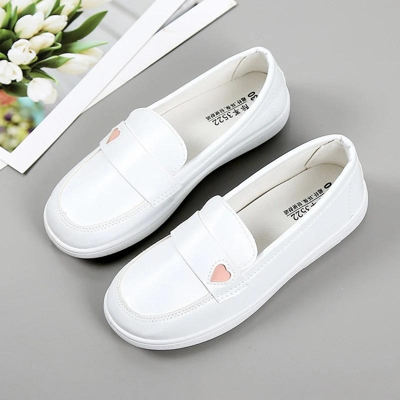 Women's Shoes Lihghtweight Pu Leather Casual Shoes Soft Sole Comfort Nursing Shoes Classic Slip on Women's Loafers Zapatos Mujer