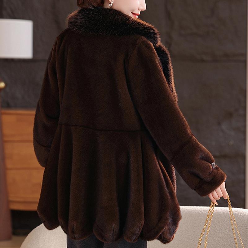 Luxurious Winter Faux Fur Coat for Women Thick Warm Outerwears Elegant Middle-aged Woman Fur Jacket