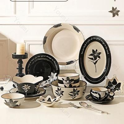 Retro Blumen Keramikteller Leichter Luxus Restaurant Steakteller Nachmittagstee Dessert Obstteller Exquisites Schwarzes Geschirr