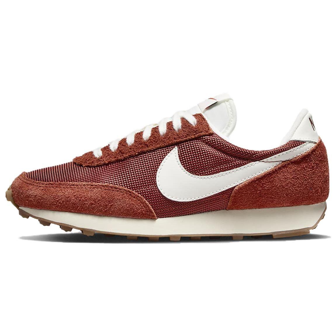 

Nike DBreak Vintage Women Rugged Orange Coconut Milk Sail DX0751-800 EU 36