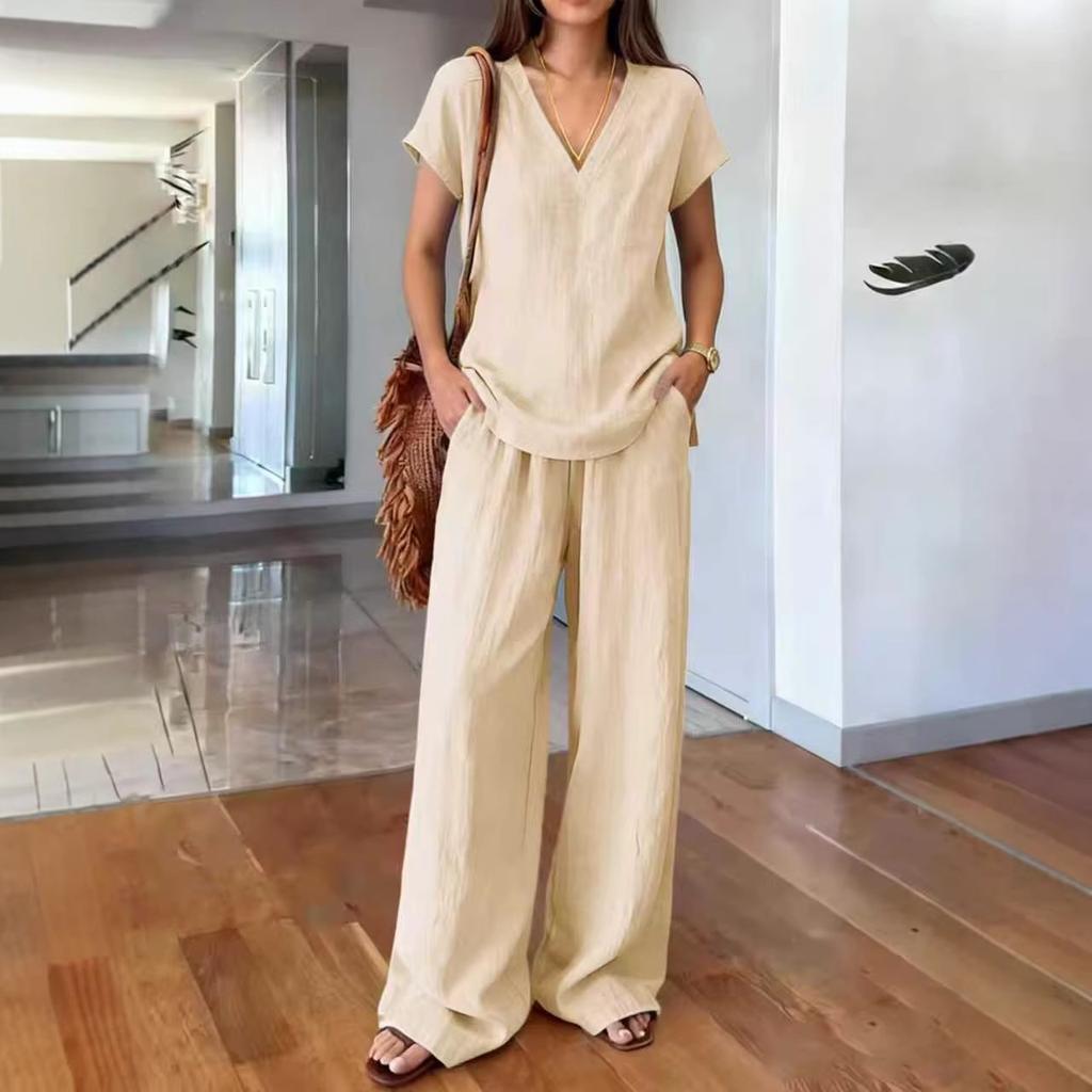 Women's V-Neck Short Sleeve Top and Wide Leg Pants Set in Light Green