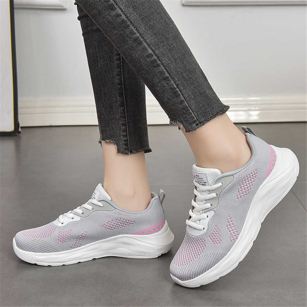 Fashion Net Knitting White Women Sport Shoes Casual Black Women Sneakers Black Women's Tennis Unique Maker Cheaper Top Comfort Sho