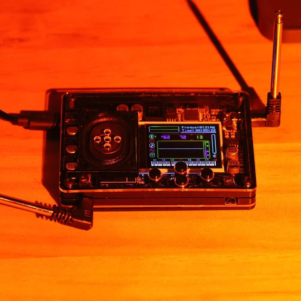 Nastavení funkcí Mini Theremin Mnoho hlasů Zásuvné antény