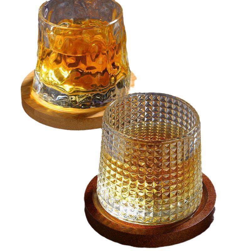 Otočná sklenice na whisky: Gyro Dekompresní Kladívkový Design