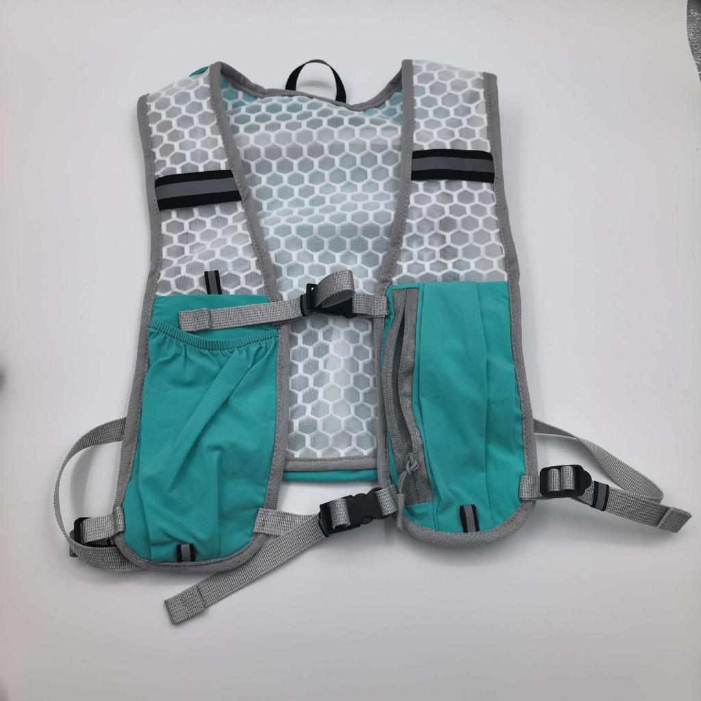 Hydration Vest Backpack for Running, Hiking, Cycling, Marathon, Lightweight Water Chest Pack with Phone Storage Pocket