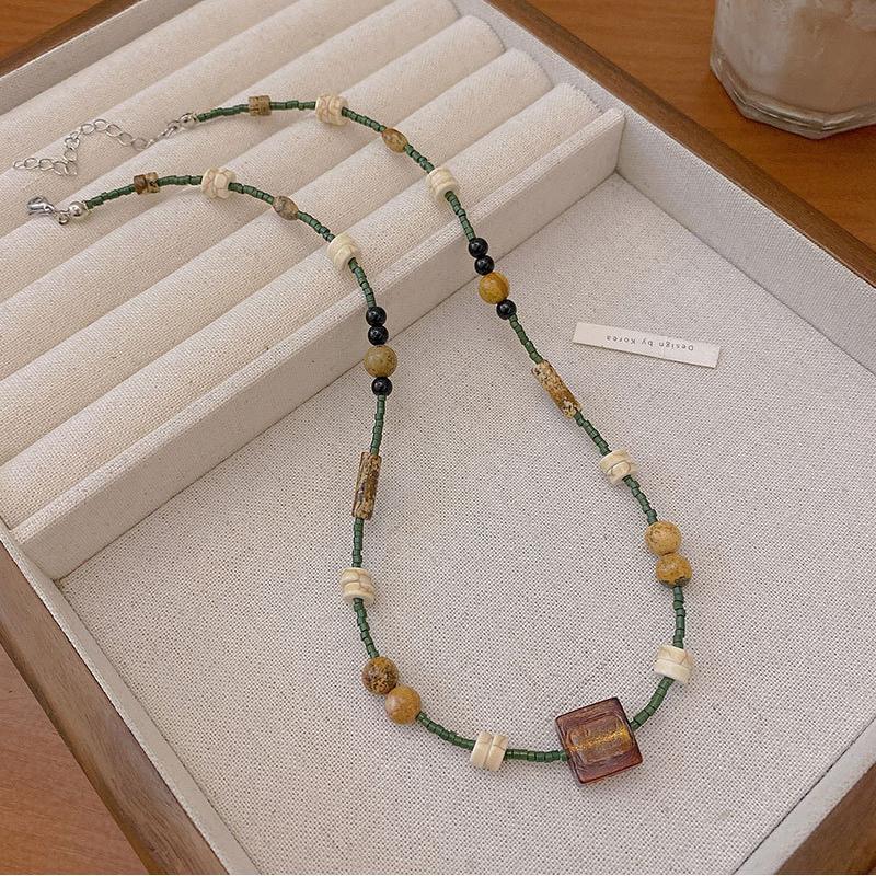 BLINGBAY Damen-Anhänger-Halskette, braune quadratische Perlen-Halskette, Damen-Chinese-Retro-Kunst-Pullover-Kette, Maillard-Accessoires, Schmuck, Geschenke