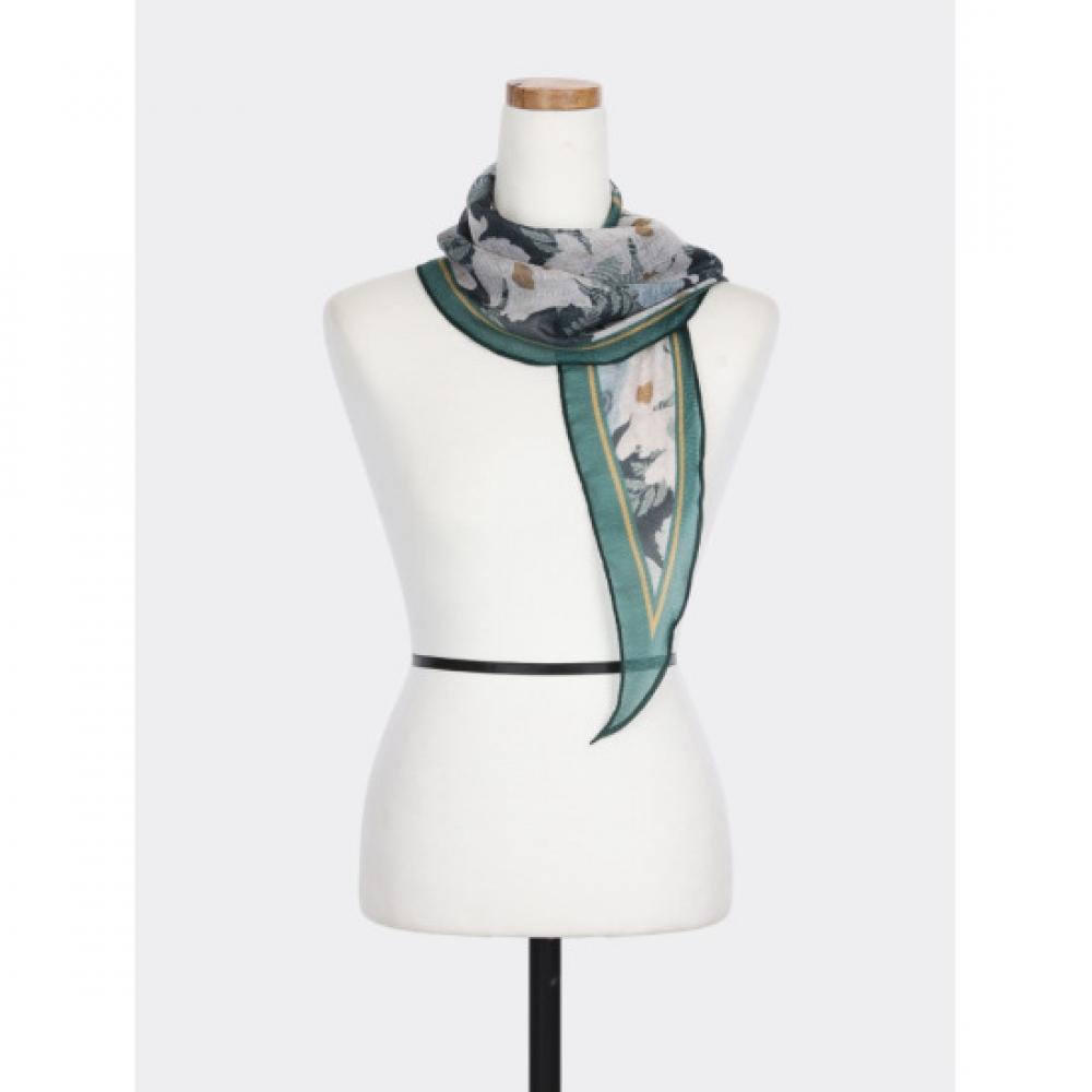 Shop   Women S F Retro Floral Diamond Long Neck ScarF Green Drn wSc260122   