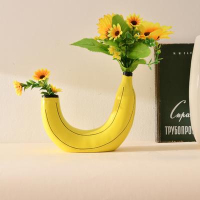 Creative Banana Vase Resin Crafts Home Accessories Vase Ornaments Ins Wind Flower Vase Scandinavian Simple Desk Decoration