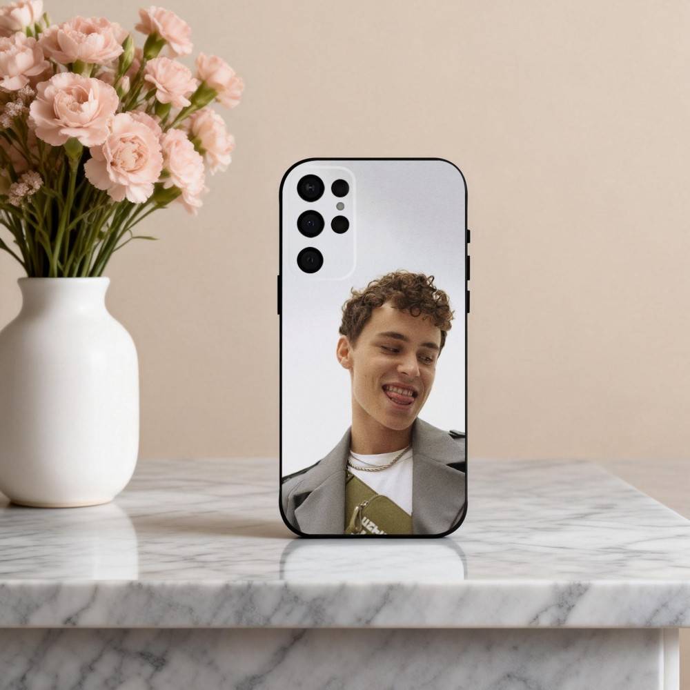 A-Aron P-piper  Phone Case For Samsung S25,24,23,22,30,21,10,9,Ultra,Plus,Lite,FE,4,5 G Soft Black Case
