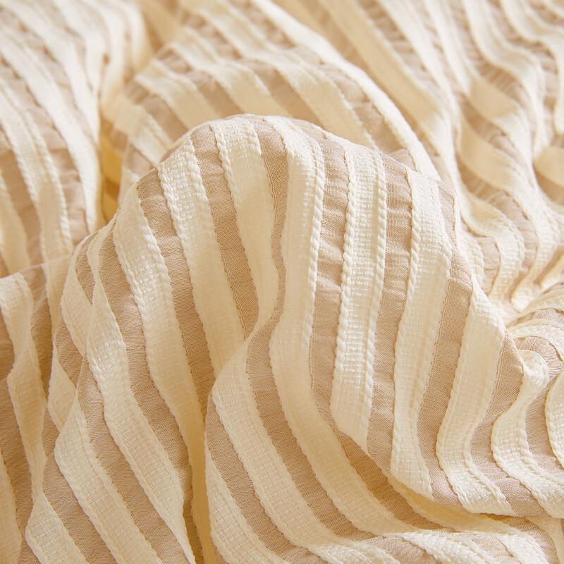 Southern Living Muji-Style Jacquard Constant Temperature Quilt