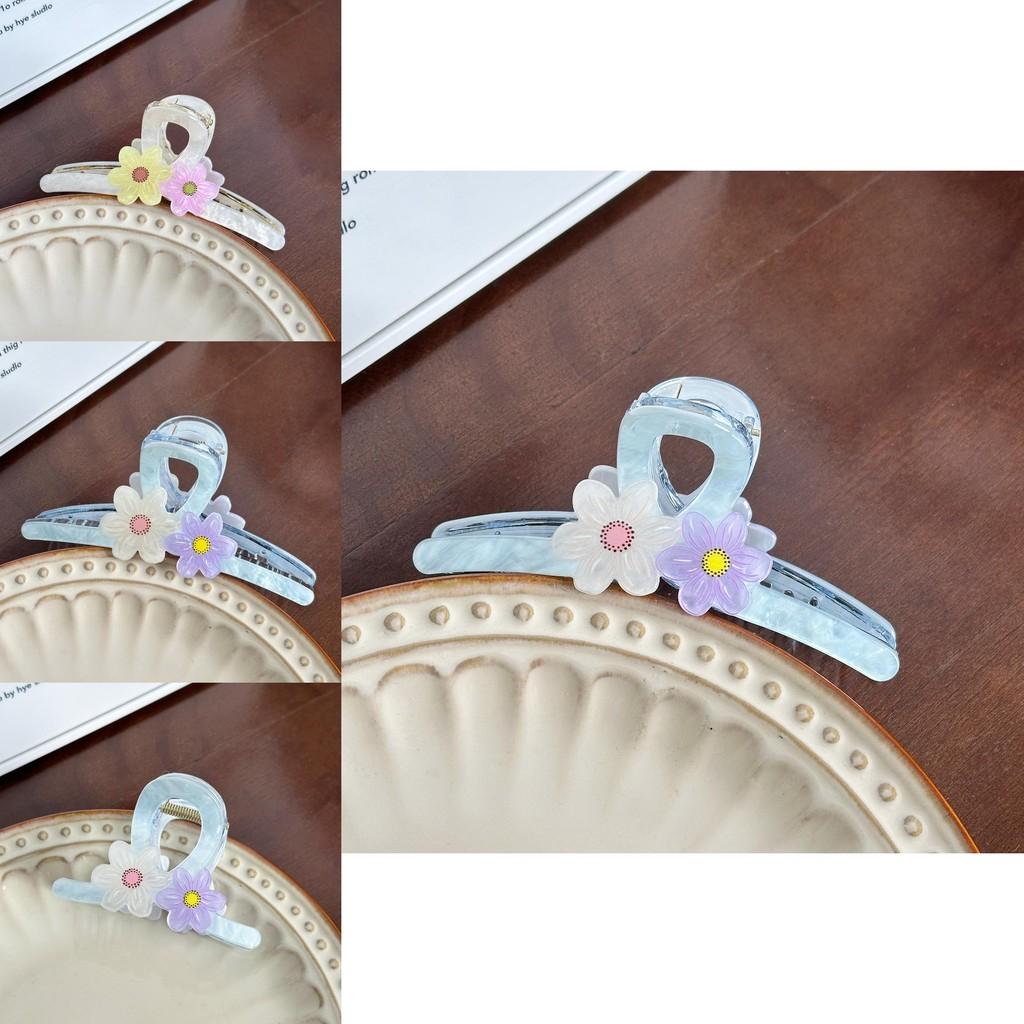 Trendy Floral Hair Claw Clip In Multiple Color Options For Chic Casual Looks