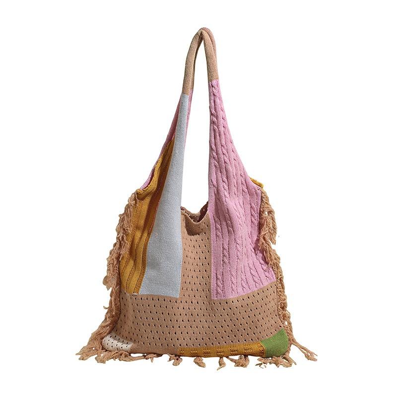 

Summer new large-capacity contrasting color splicing knitted bag women s fringed design fashionable shoulder bag bag one size fits all хакі