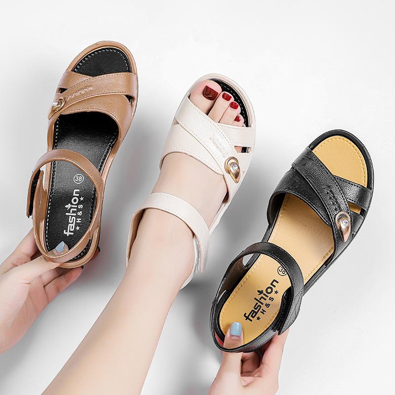 New Women's Summer Slope heeled sandals Mid Heel Thick Sole Comfortable High Heel Mom's Shoes Large Women's Shoes
