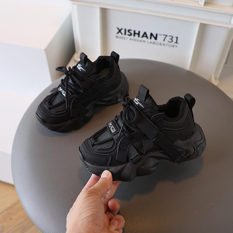 2025 Spring/Autumn Kids' Soft Sole Sports Shoes: Comfortable Casual Running Shoes for Boys and Girls