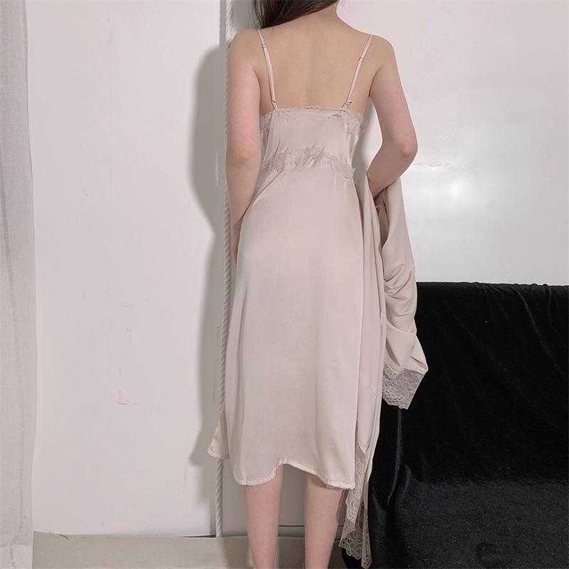 Damski Seksowny Dwuczęściowy Zestaw Nocny z Jedwabiu Lodowego z Wkładką na Biust i Długi Szlafrok na Cienkich Ramiączkach