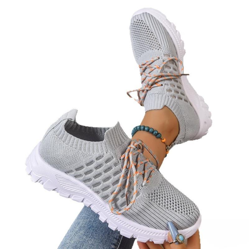 New Breathable Lace-up Low-top Single Shoes for Women, Large-sized Thick-soled Sports Board Shoes