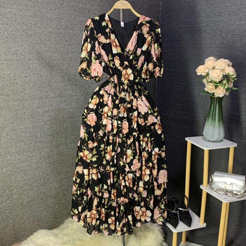 V-neck bubble sleeve printed dress women's summer new women's clothing high-end pleated cake skirt elegant style